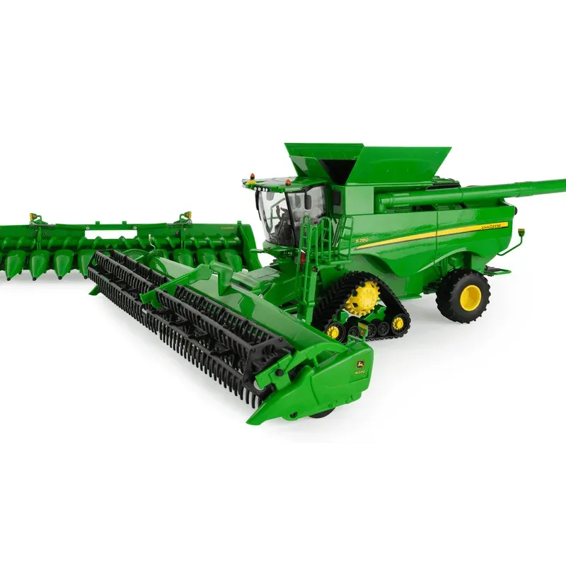 S780 Tracked Combine