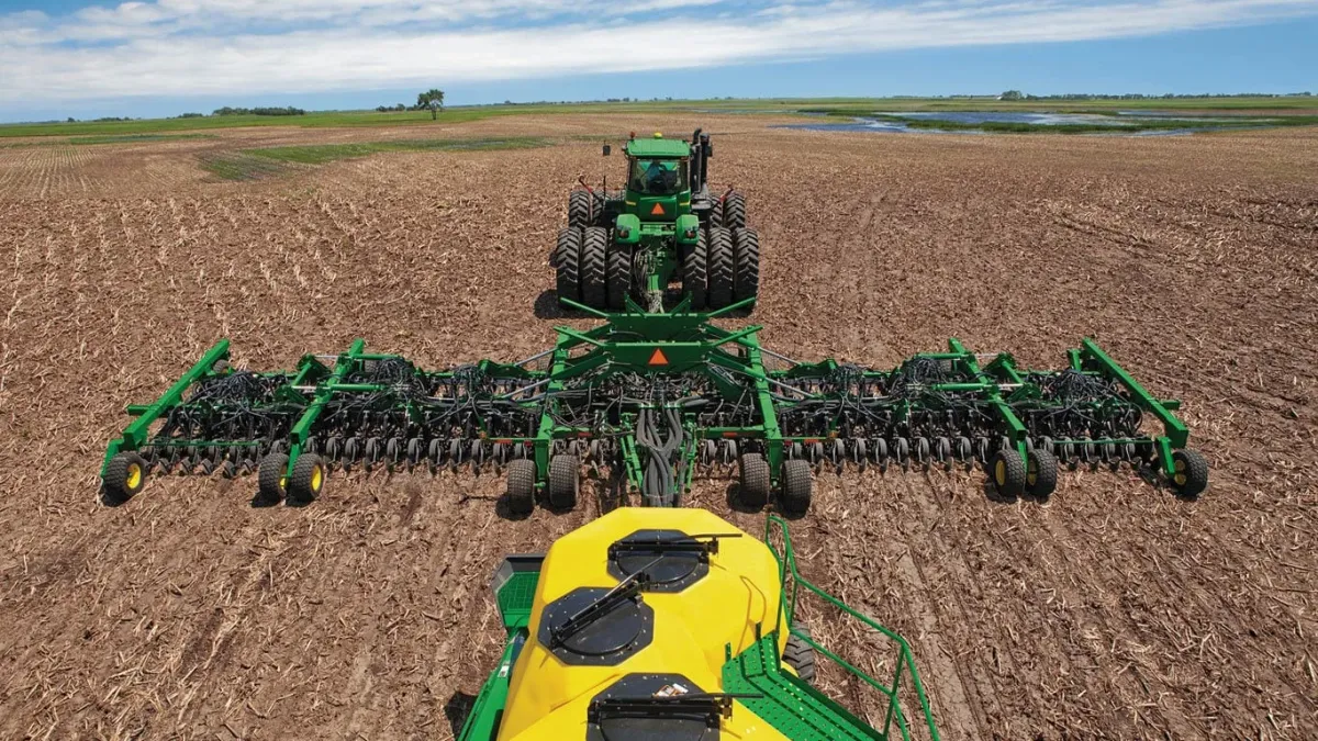John Deere Chasis N550